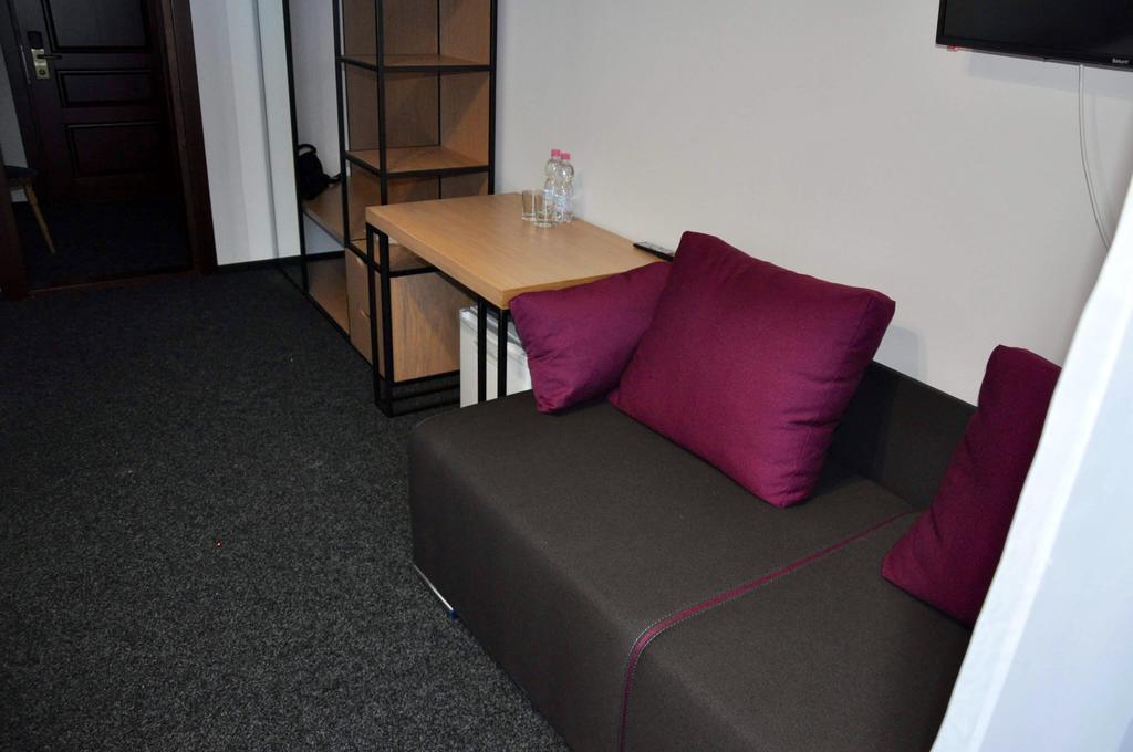 Grofa Room Μπούκοβελ Εξωτερικό φωτογραφία
