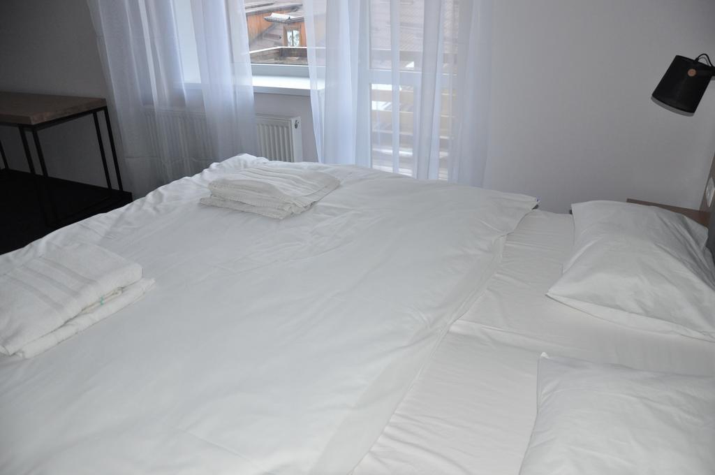 Grofa Room Μπούκοβελ Εξωτερικό φωτογραφία