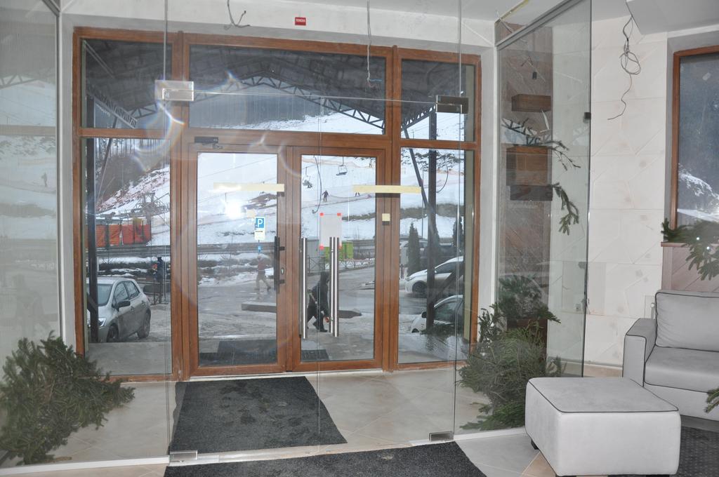 Grofa Room Μπούκοβελ Εξωτερικό φωτογραφία