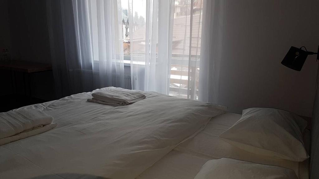 Grofa Room Μπούκοβελ Εξωτερικό φωτογραφία