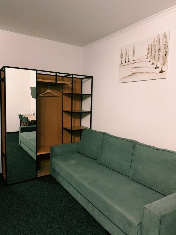 Grofa Room Μπούκοβελ Εξωτερικό φωτογραφία
